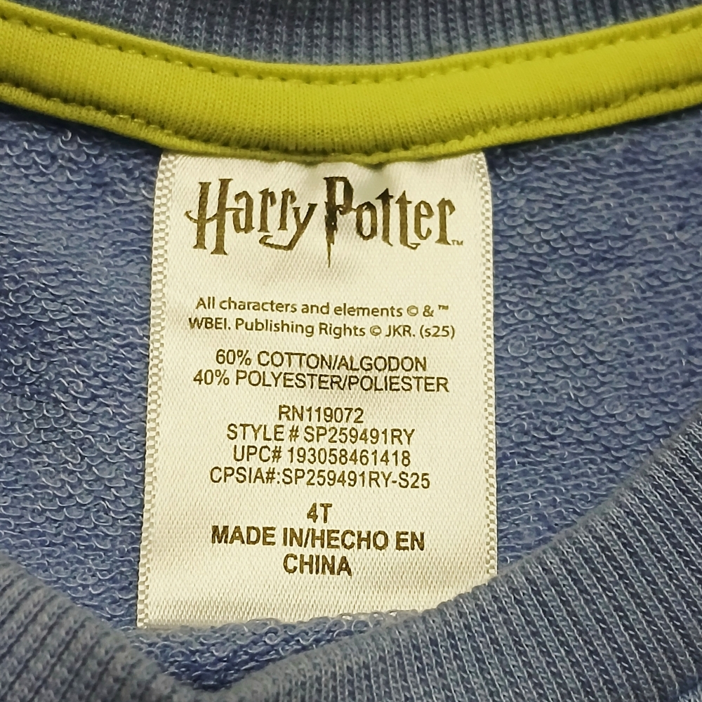 Harry Potter Hogwarts Graphic Sweatshirt 4t - Picture 4 of 8